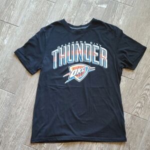 NBA Oklahoma City Thunder Team Black Tee Young Adult sz Large
